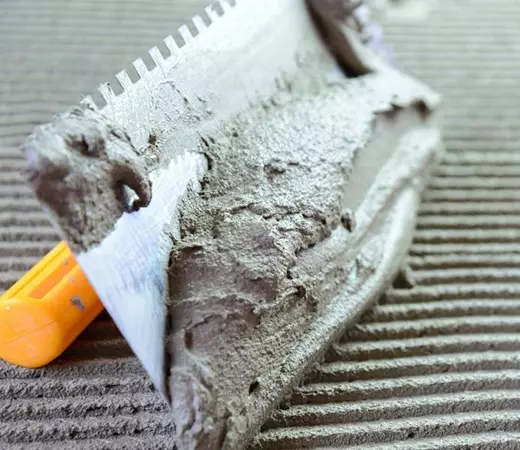 Retentor de água de baixa viscosidade